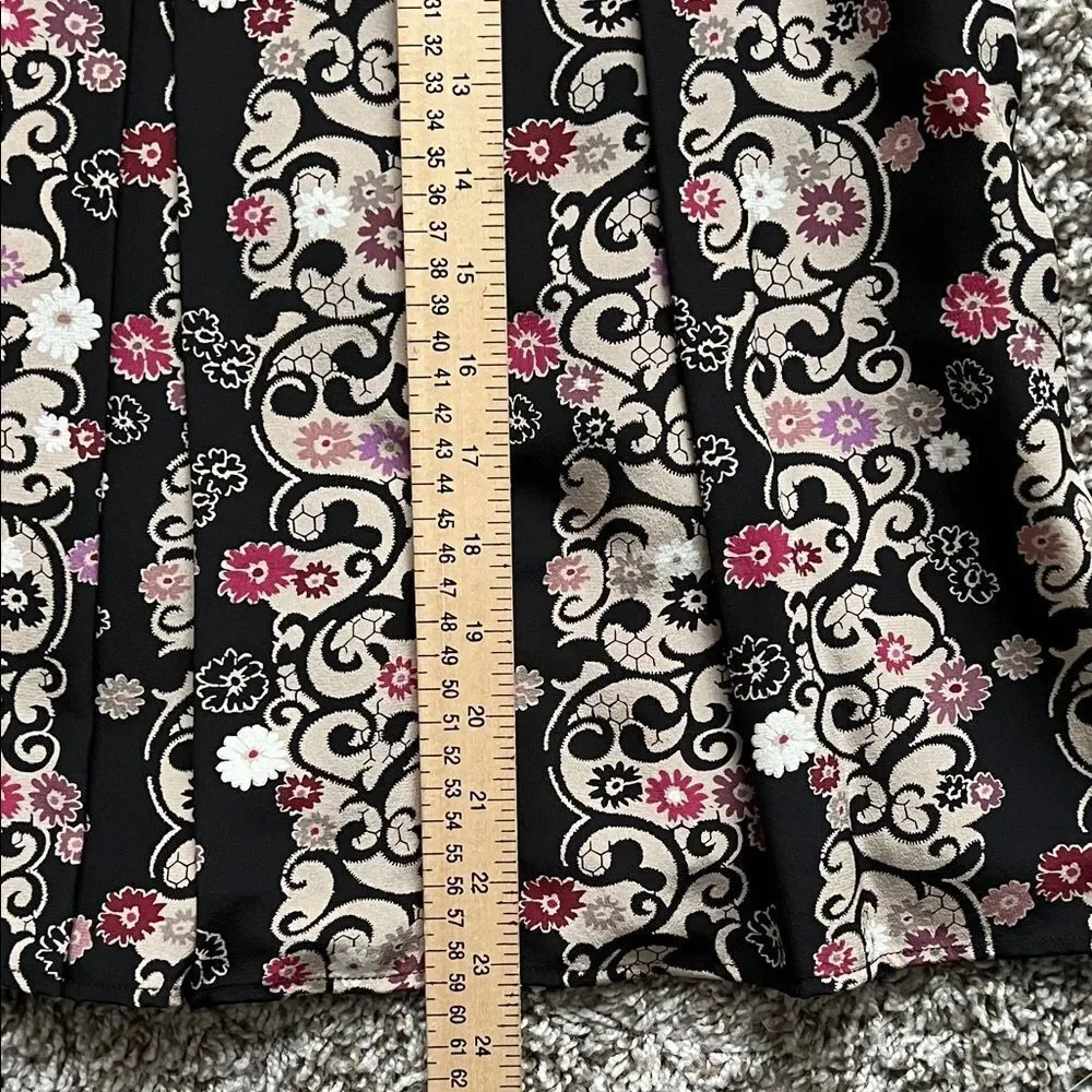 ALFANI Floral Black and Pink Women's Silk Skirt in Size 8P